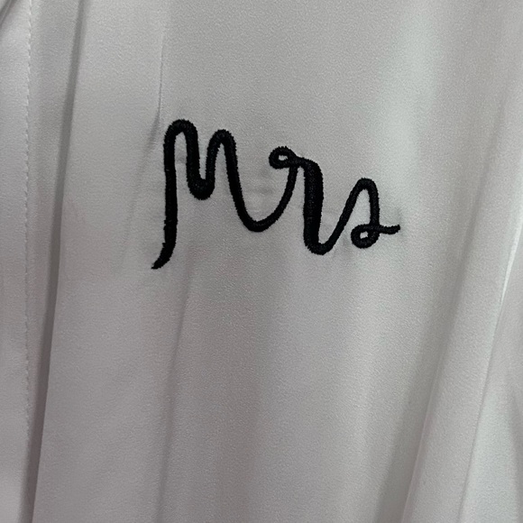 Kate Spade Mrs. Robe - Picture 2 of 4